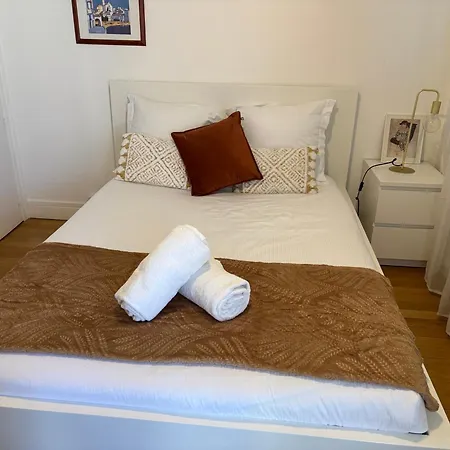 Spacieux, Lumineux Et Bien Place Pour 6personnes, Parking Interieur Apartment