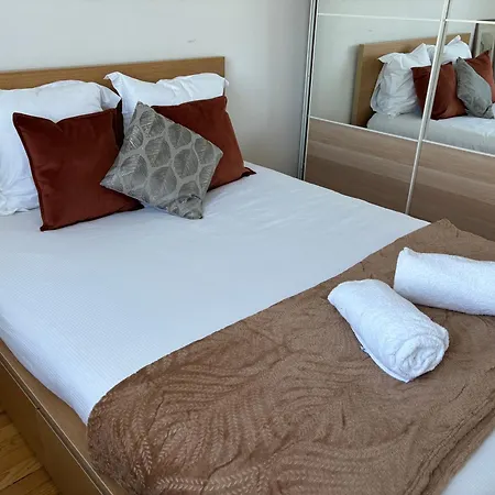 Spacieux, Lumineux Et Bien Place Pour 6personnes, Parking Interieur Apartment *